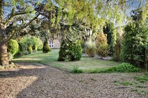 RUSH GREEN ROAD- click for photo gallery